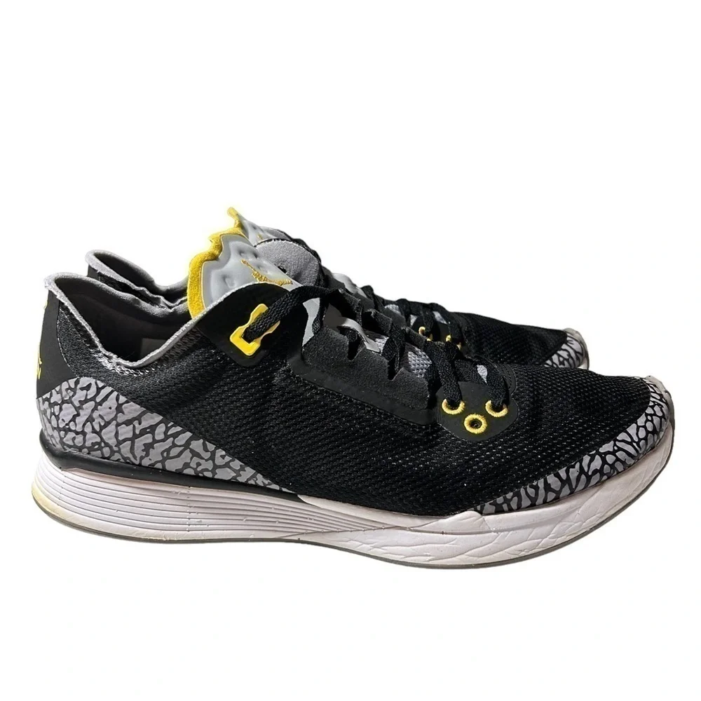 Nike Jordan 88 Racer Varsity Black Gray Maize Mens Run Gym AV1200-007 Size 8.5